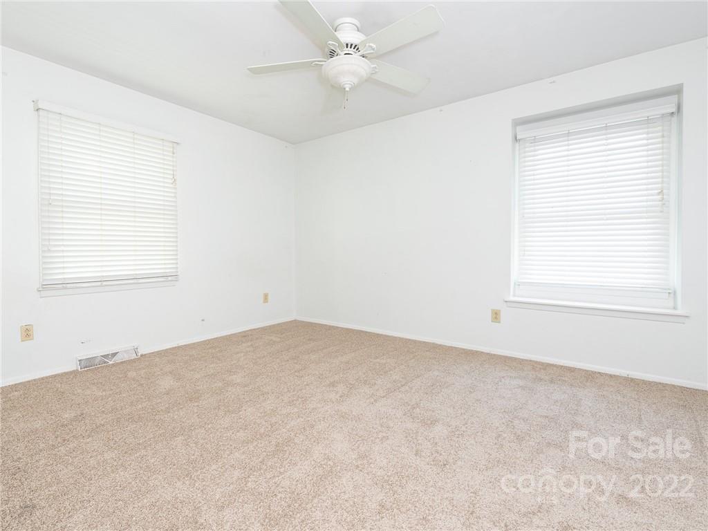 1135 Berry Ridge Road Charlotte, NC 28270 - Photo 7 of 38 Gallery Image 7