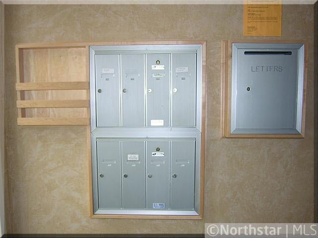 4648 Cedar Lk Road South, Unit 2 St. Louis Park, MN 55416 - Photo 11 of 18 Gallery Image 11