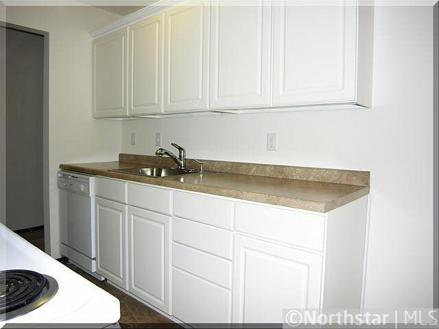 4648 Cedar Lk Road South, Unit 2 St. Louis Park, MN 55416 - Photo 4 of 18 Gallery Image 4