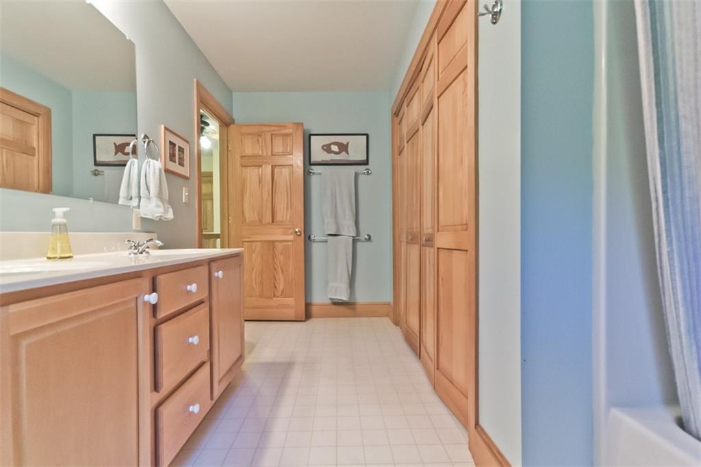 18 Cottage Farms Road Cumberland Center, ME 04021 - Photo 20 of 30 2nd floor bath with washer & dryer...