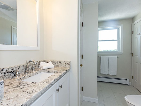 9 John Road Peabody, MA 01960 - Photo 7 of 24 Gallery Image 7