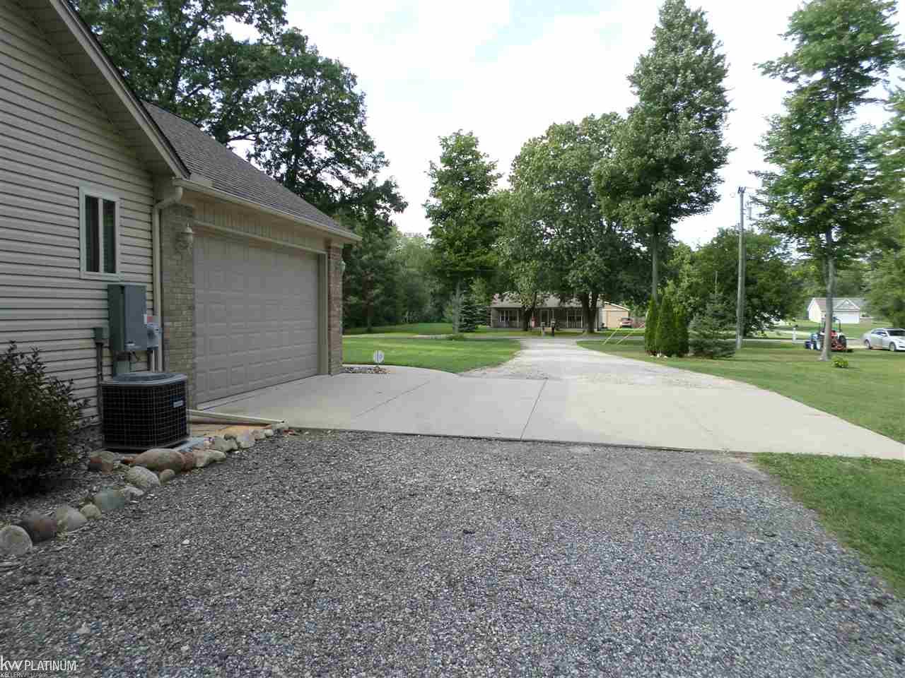 6369 Swartout Road Algonac, MI 48001 - Photo 14 of 90 31300892-13.JPG