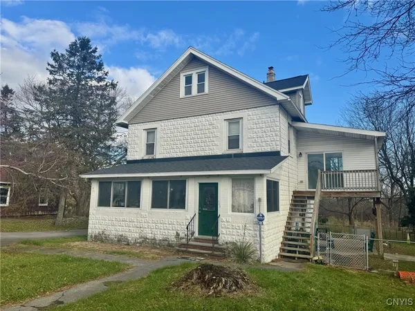 $189,000 | 405 Horan Road, Camillus, NY 13209