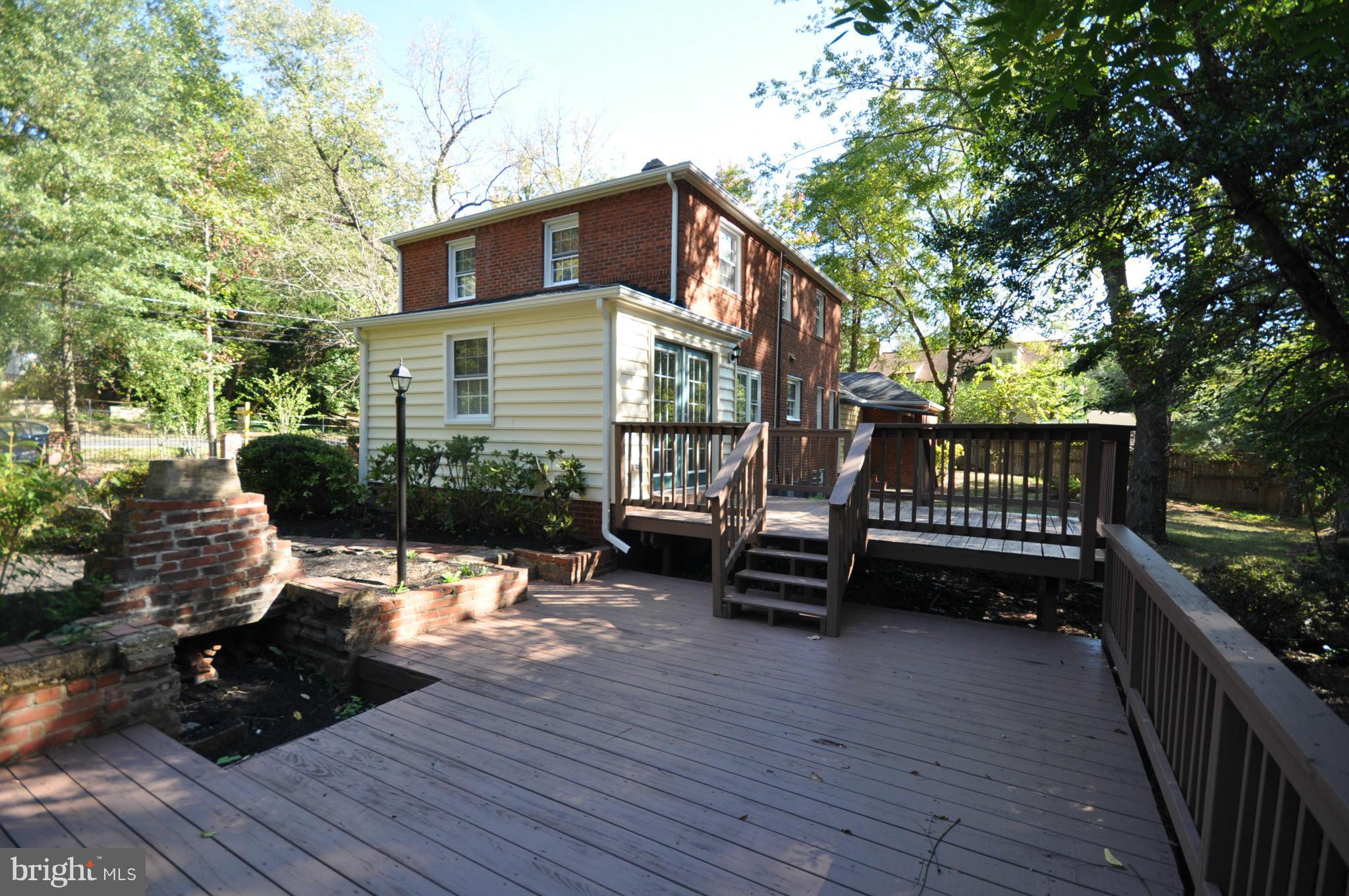 6005 Telegraph Road Alexandria, VA 22310 - Photo 2 of 22 Exterior (General)