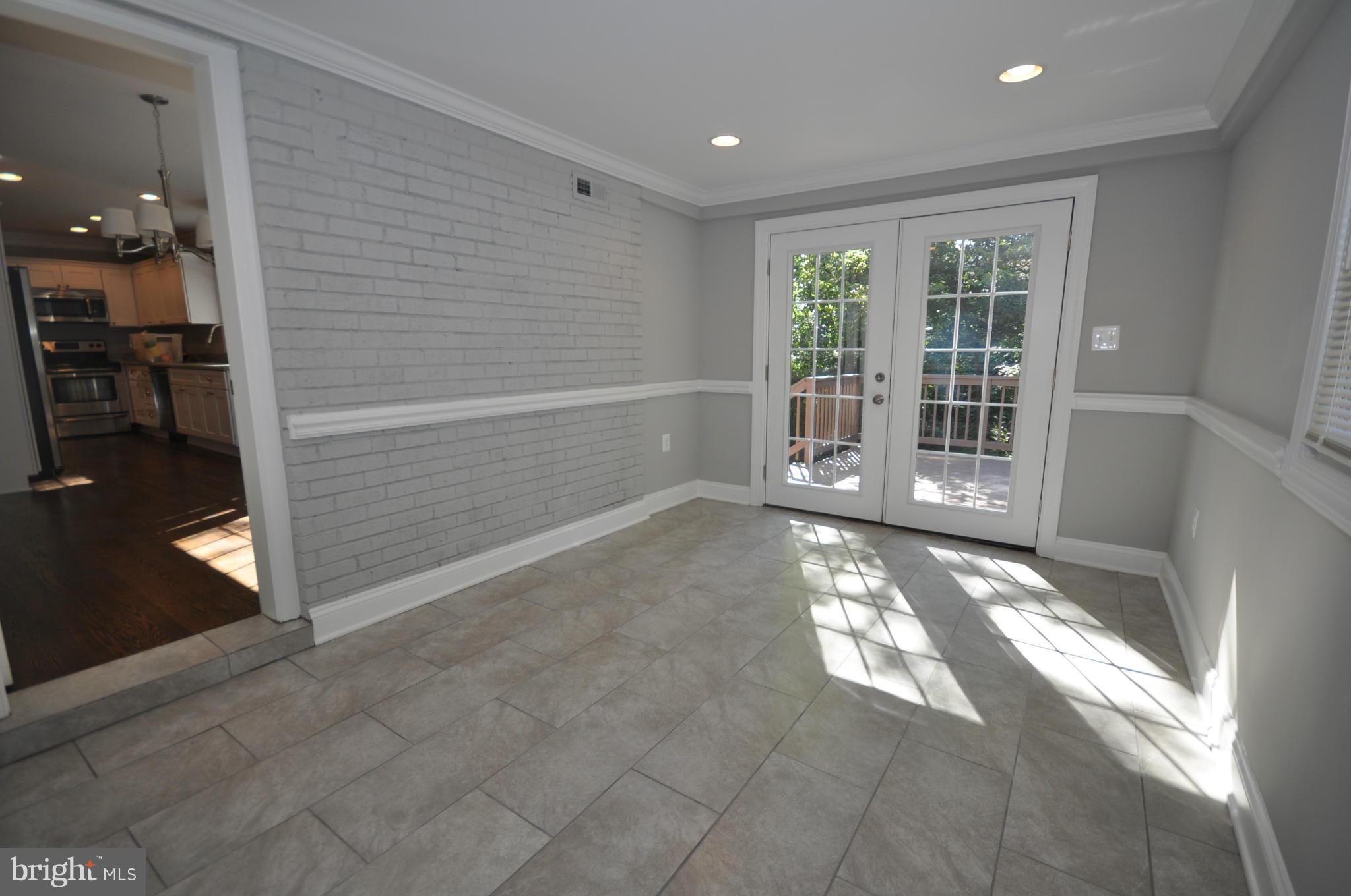 6005 Telegraph Road Alexandria, VA 22310 - Photo 9 of 22 Family Room