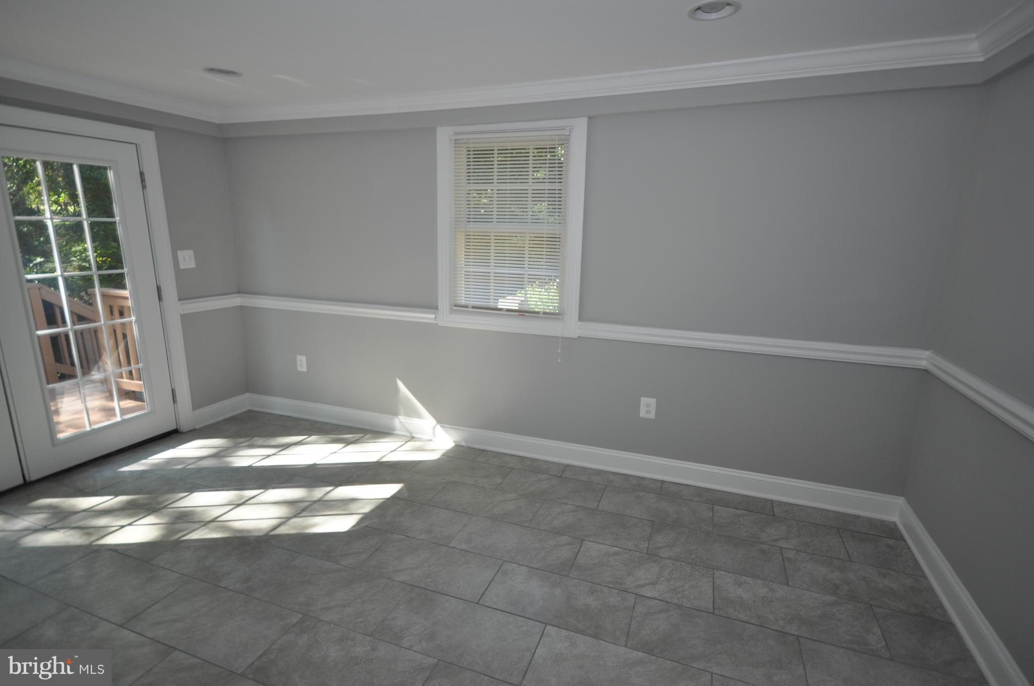 6005 Telegraph Road Alexandria, VA 22310 - Photo 10 of 22 Family Room