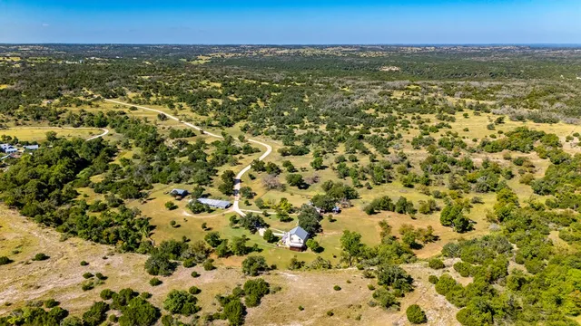 $1,999,999 | 1763 Nixon Creek Road, Fredericksburg, TX 78624