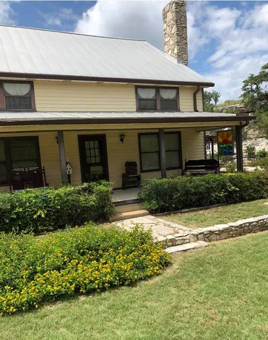 $1,999,999 | 1763 Nixon Creek Road, Fredericksburg, TX 78624