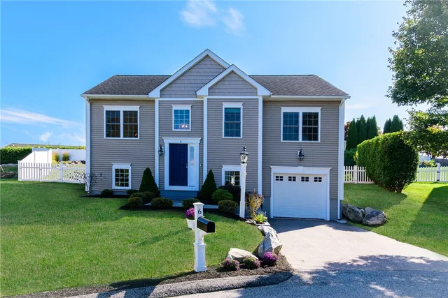 $560,000 | 6 Tidewinds Lane, Westerly, RI 02891