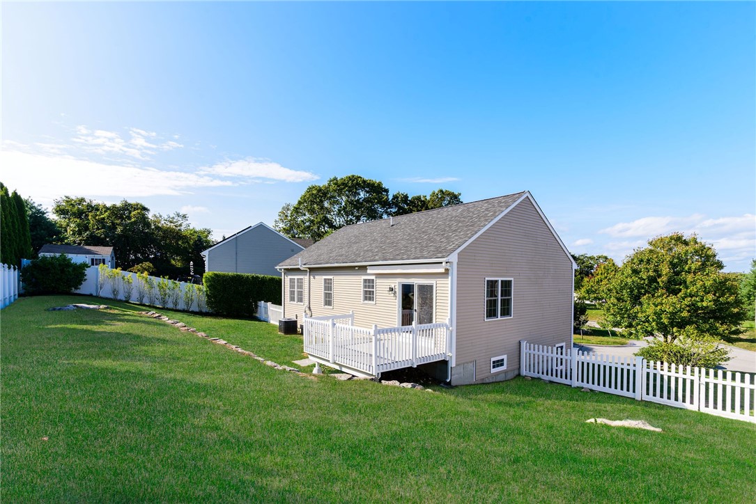 6 Tidewinds Lane Westerly, RI 02891 - Photo 41 of 44