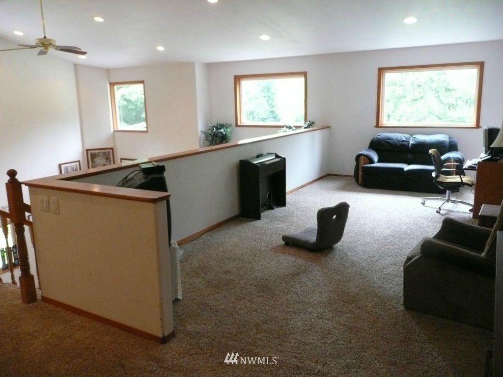 24208 Martin Road Sedro-Woolley, WA 98284 - Photo 13 of 15 Gallery Image 13