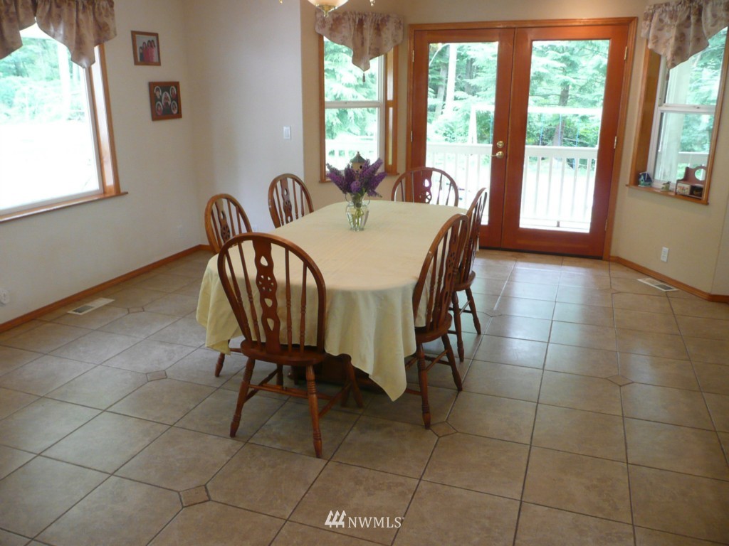 24208 Martin Road Sedro-Woolley, WA 98284 - Photo 4 of 15 Gallery Image 4