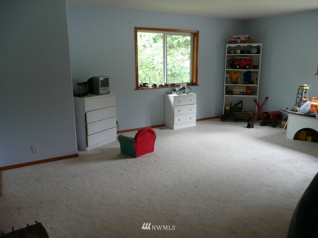 24208 Martin Road Sedro-Woolley, WA 98284 - Photo 6 of 15 Gallery Image 6