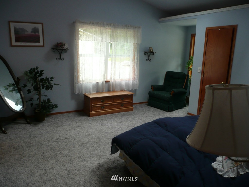 24208 Martin Road Sedro-Woolley, WA 98284 - Photo 7 of 15 Gallery Image 7