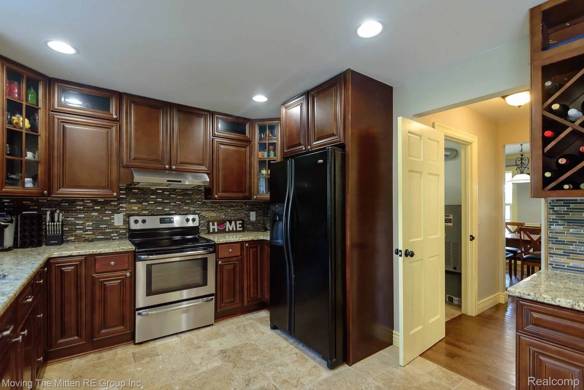 45530 Willow Road Belleville, MI 48111 - Photo 8 of 53 MTM_45530_willow-26.jpg