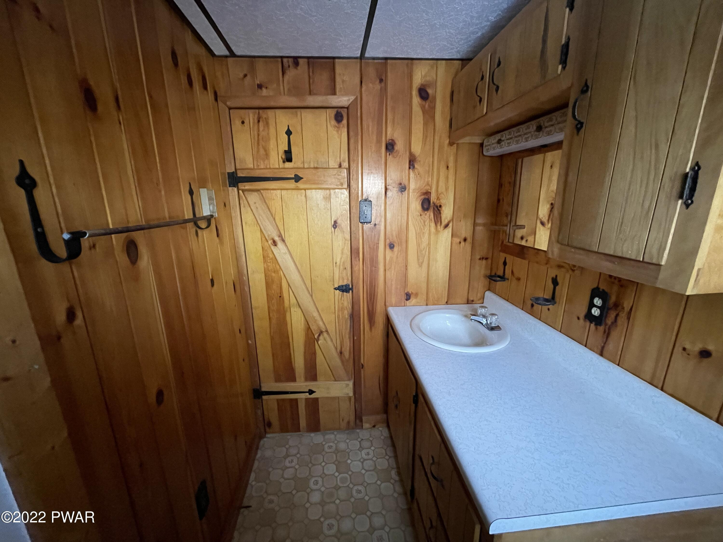30 Pumphouse Road Lakeville, PA 18438 - Photo 21 of 38