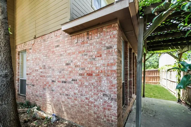 $2,260 | 4010 Windhaven Lane, Dallas, TX 75287