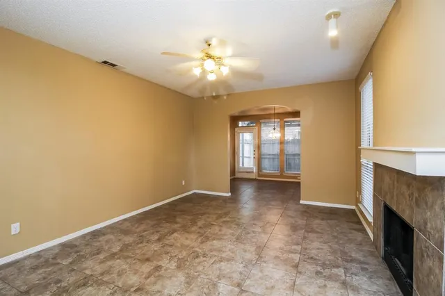 $2,260 | 4010 Windhaven Lane, Dallas, TX 75287