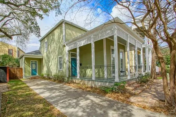 $3,000 | 2005 South Chippewa Street, New Orleans, LA 70130