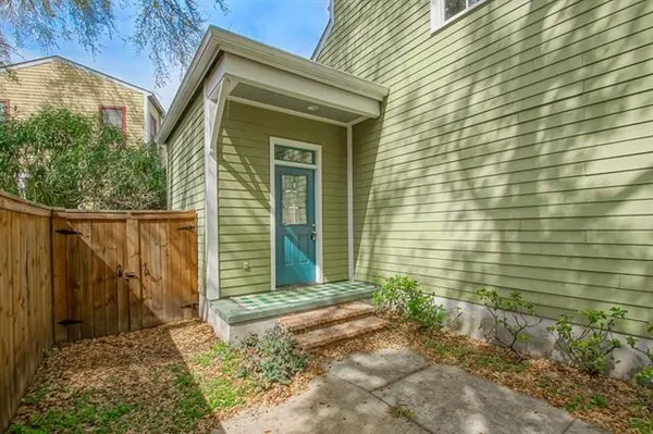 $3,000 | 2005 South Chippewa Street, New Orleans, LA 70130