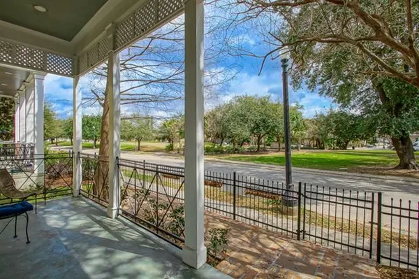 $3,000 | 2005 South Chippewa Street, New Orleans, LA 70130