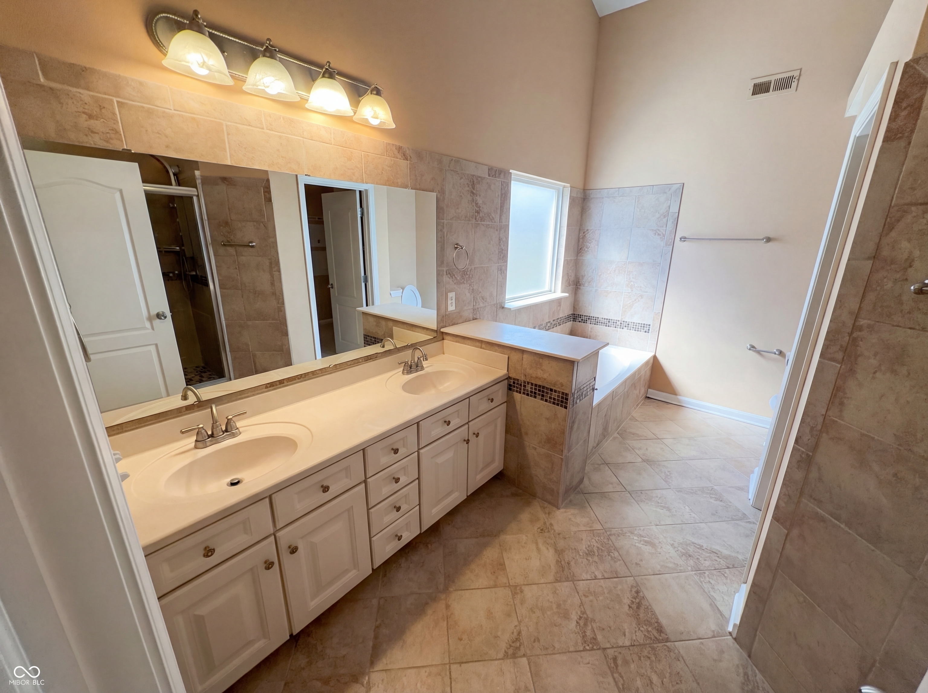 13167 Roma Bend Westfield, IN 46074 - Photo 6 of 26