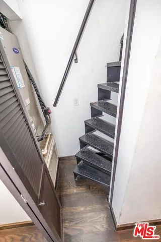 a view of an entryway with a lot of stuff