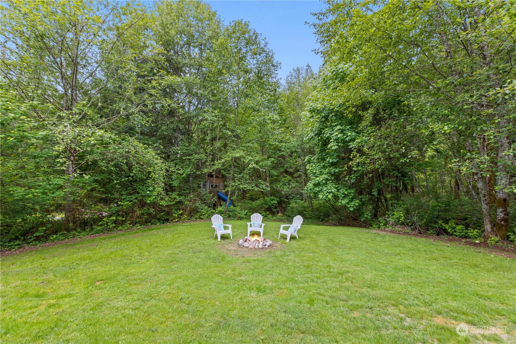 306 South Lake Roesiger Road Snohomish, WA 98290 - Photo 36 of 40 a view of a back yard