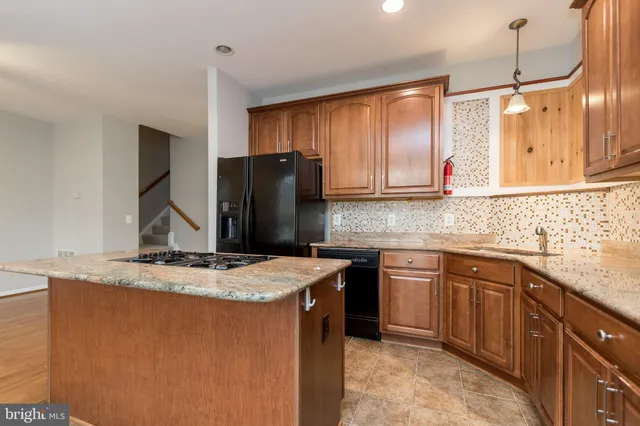 $3,200 | 15661 William Bayliss Court, Woodbridge, VA 22191