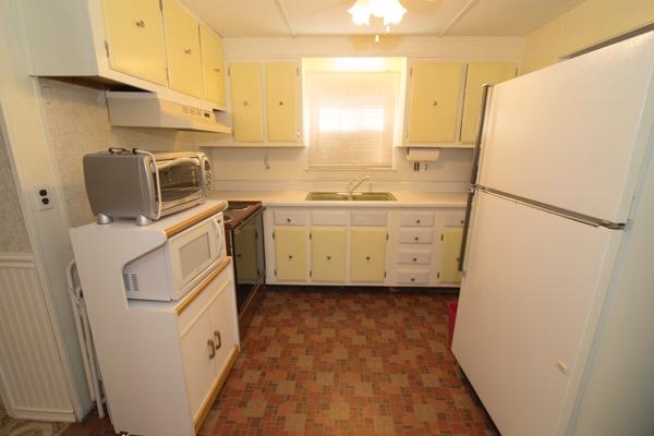 42 Lehigh Street Springfield, MA 01104 - Photo 6 of 19 Gallery Image 6