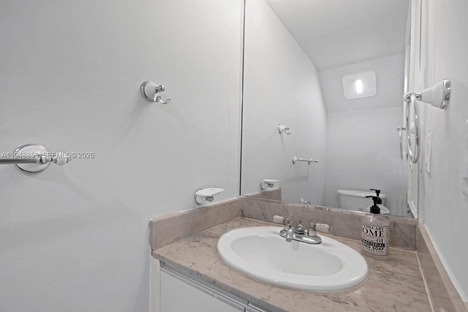 7867 Southwest 102nd Lane Miami, FL 33156 - Photo 9 of 16