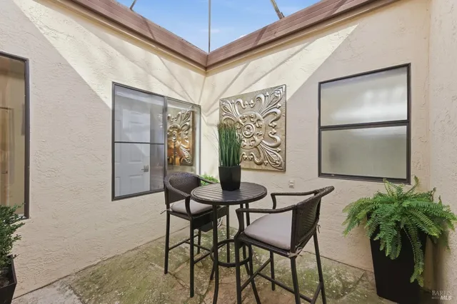 $799,000 | 77 Fountain Grove Circle, Napa, CA 94558