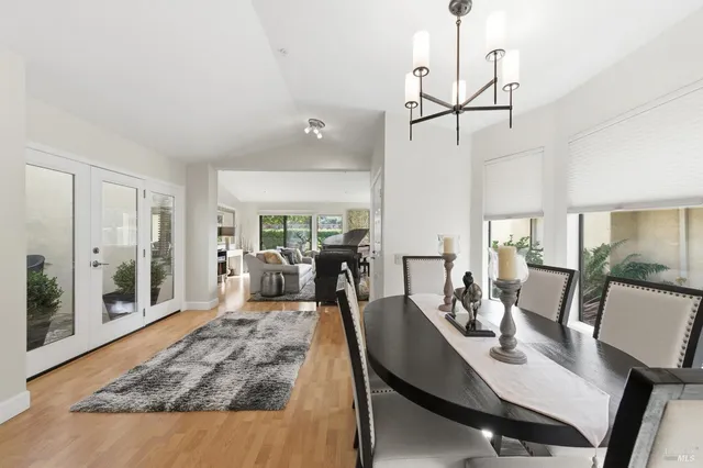 $799,000 | 77 Fountain Grove Circle, Napa, CA 94558