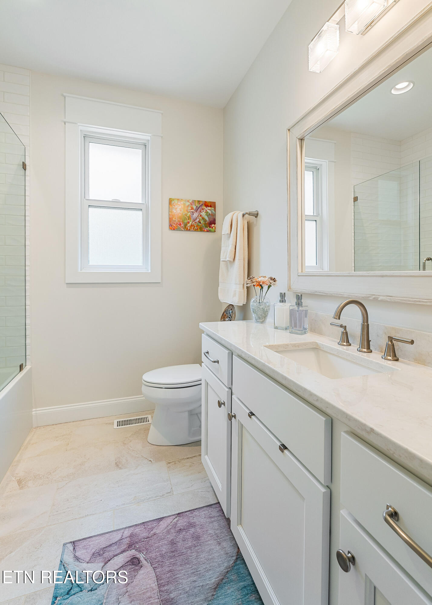 149 Chestnut Ridge Lane Crossville, TN 38558 - Photo 19 of 33 Guest Bathroom