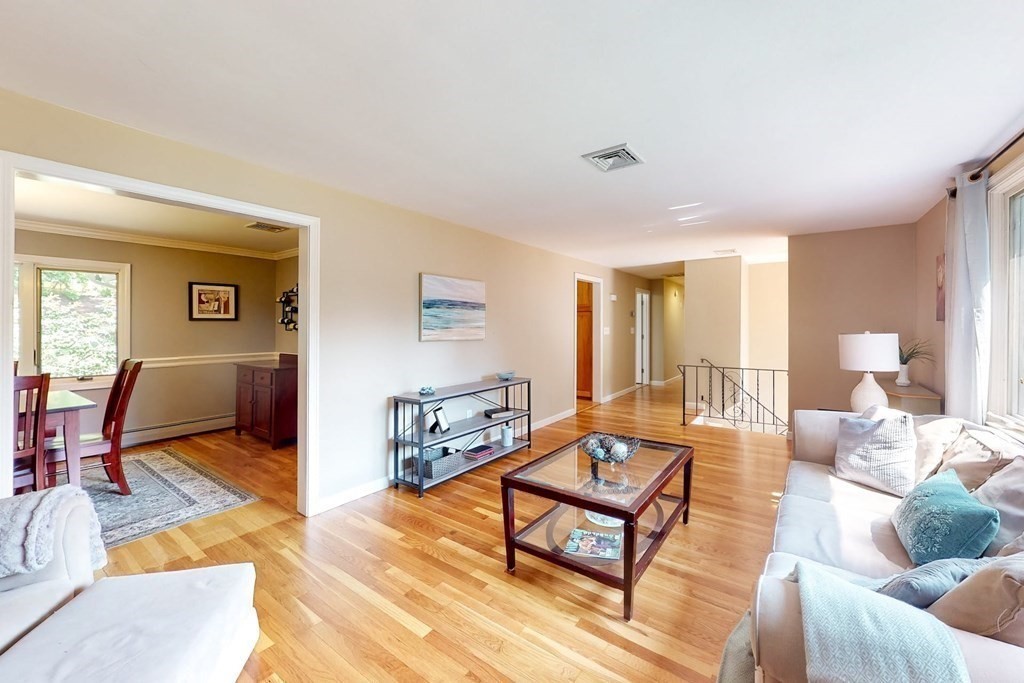 11 Stagecoach Road Medfield, MA 02052 - Photo 7 of 38 a living room with furniture a rug and a window