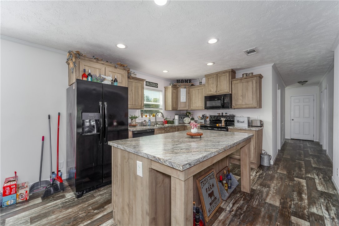 5571 Bowen Road Blackshear, GA 31516 - Photo 9 of 36