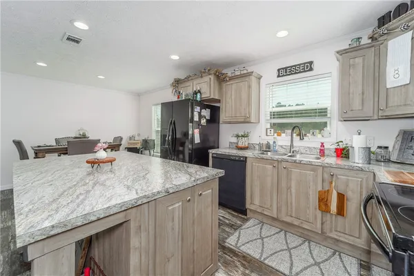 $279,900 | 5571 Bowen Road, Blackshear, GA 31516