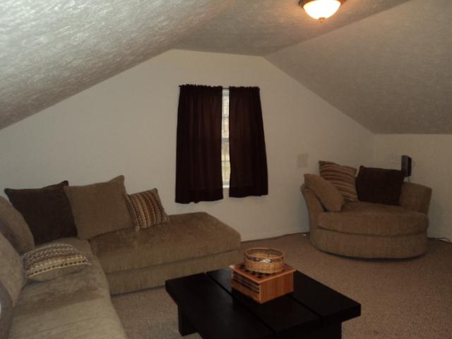 6458 Highway 25e Springfield Tn 37172 Springfield, TN 37172 - Photo 4 of 15 Large Bonus Room