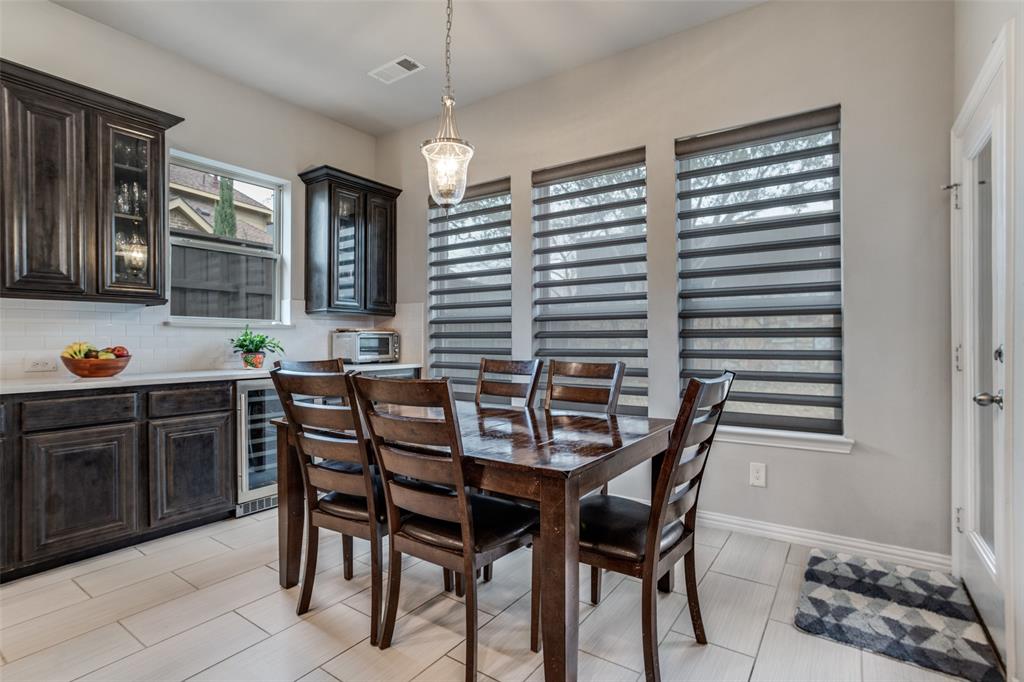 3410 Challis Trail McKinney, TX 75070 - Photo 15 of 31 Eat-in Kitchen