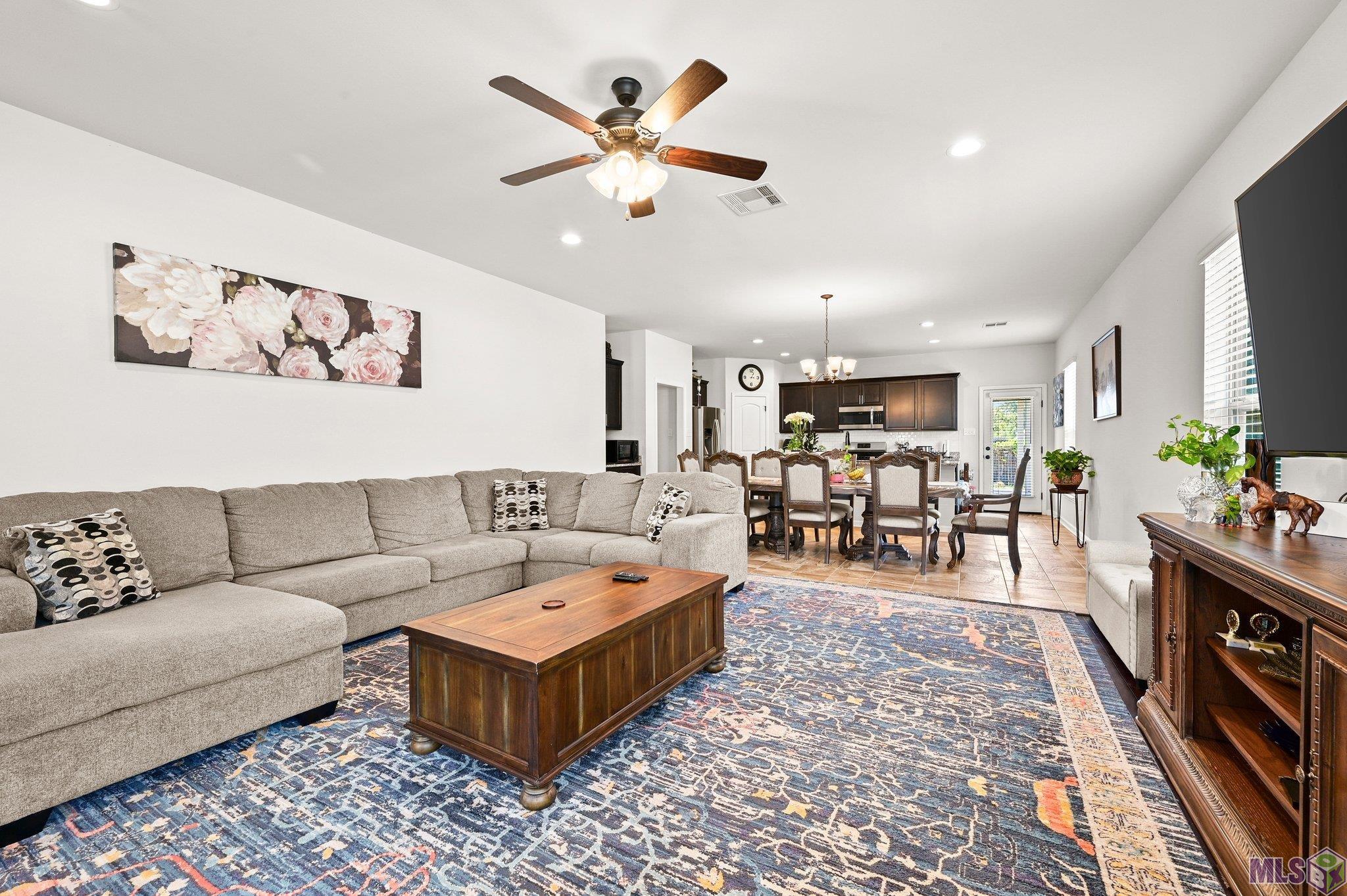 912 Gentle Wind Drive Baton Rouge, LA 70820 - Photo 3 of 19