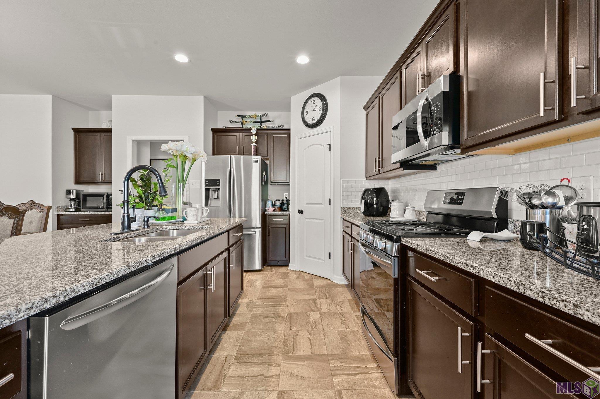 912 Gentle Wind Drive Baton Rouge, LA 70820 - Photo 6 of 19