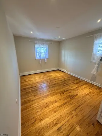 $3,000 | 769 East Hazelwood Avenue, Rahway, NJ 07065