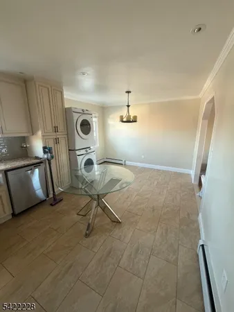 $3,000 | 769 East Hazelwood Avenue, Rahway, NJ 07065