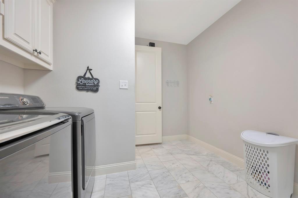 944 Highpoint Way Roanoke, TX 76262 - Photo 13 of 32