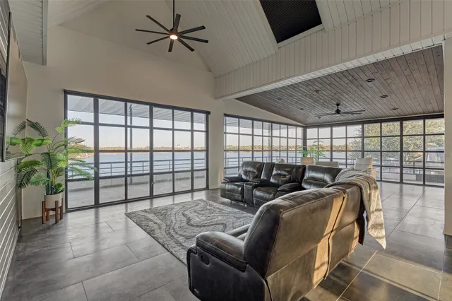 a view of a livingroom with furniture