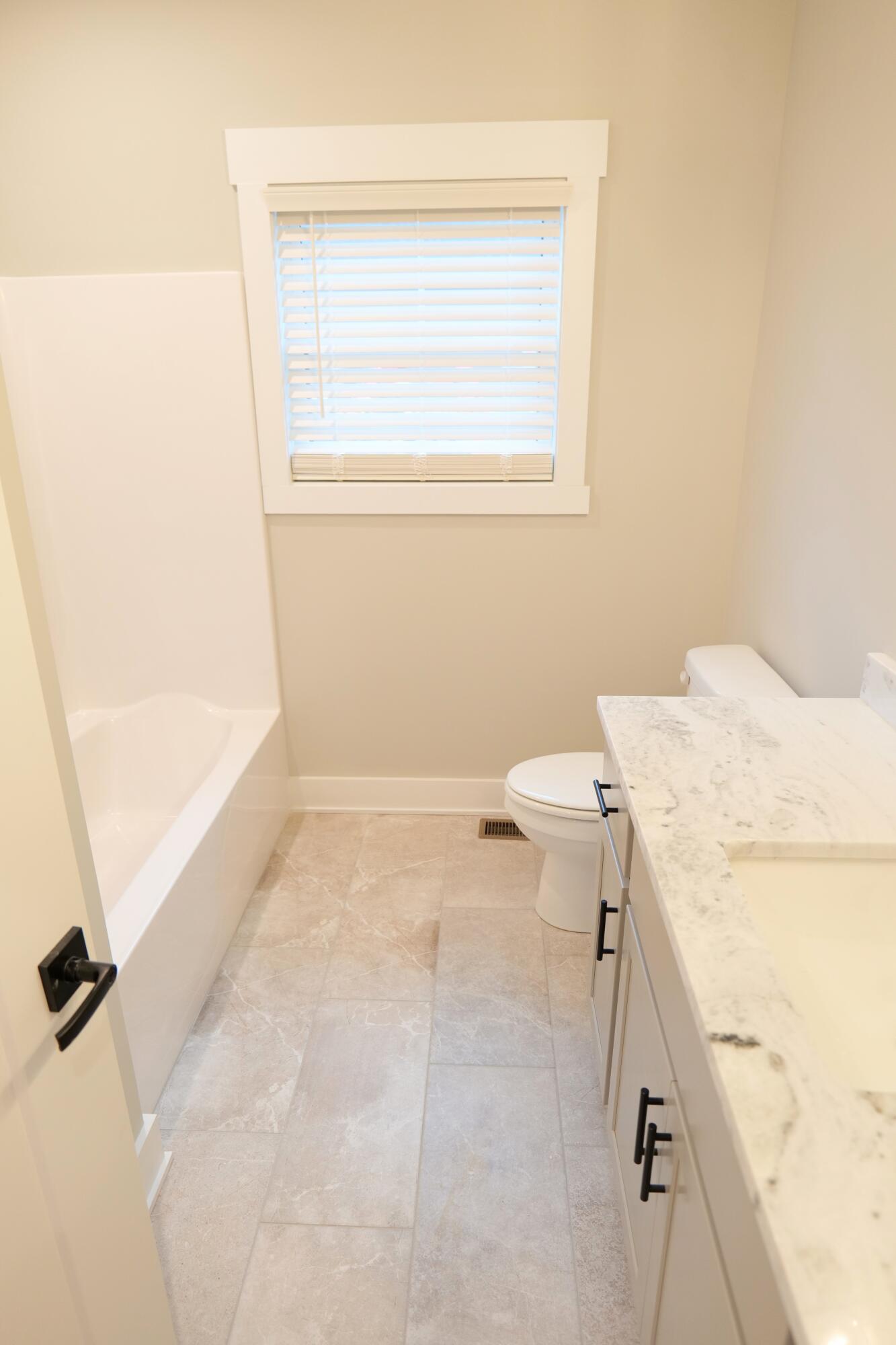 4093 Buttermilk Road Lexington, KY 40509 - Photo 27 of 43 P1001278