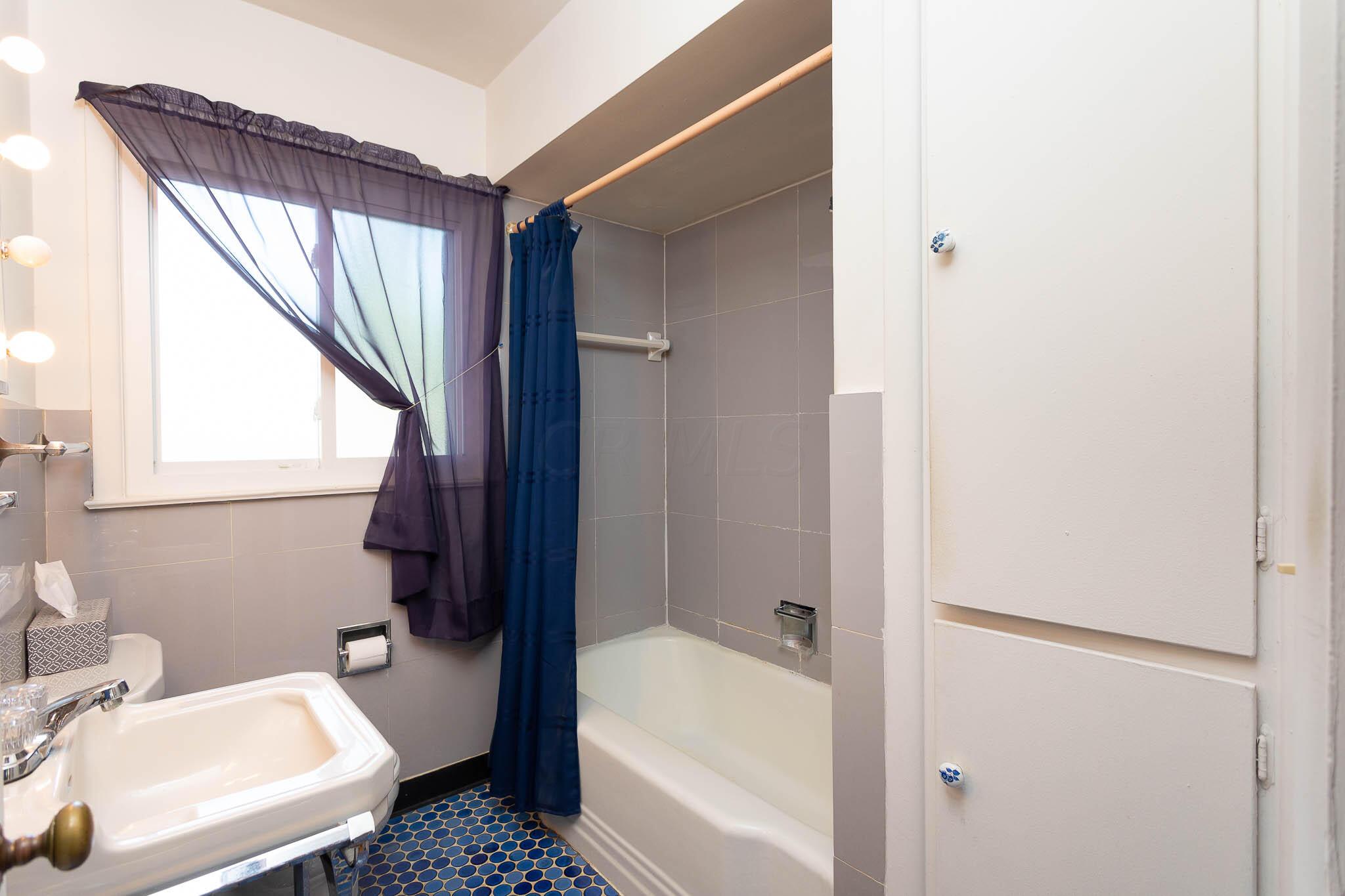 2821 Tudor Road Columbus, OH 43209 - Photo 26 of 45 2821 Tudor Road-26