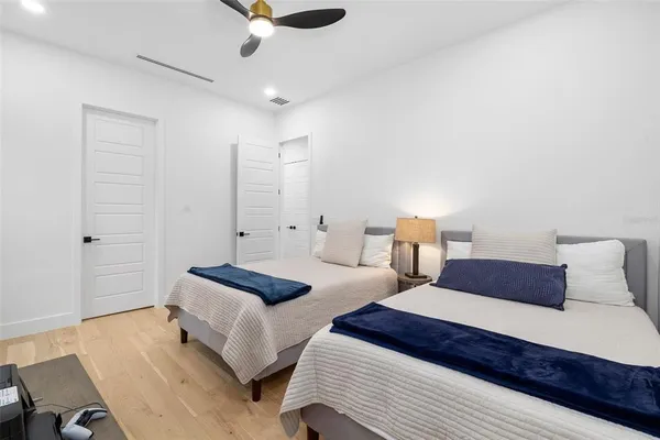 $9,000 | 910 West W Street, Tampa, FL 33602