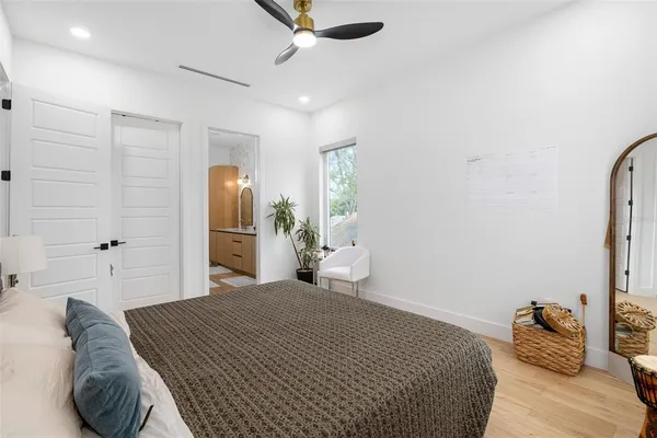 $9,000 | 910 West W Street, Tampa, FL 33602