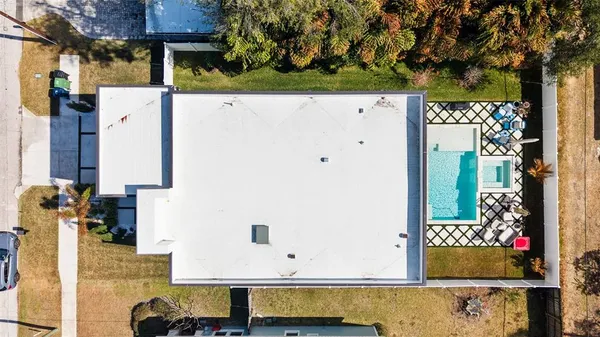 $9,000 | 910 West W Street, Tampa, FL 33602